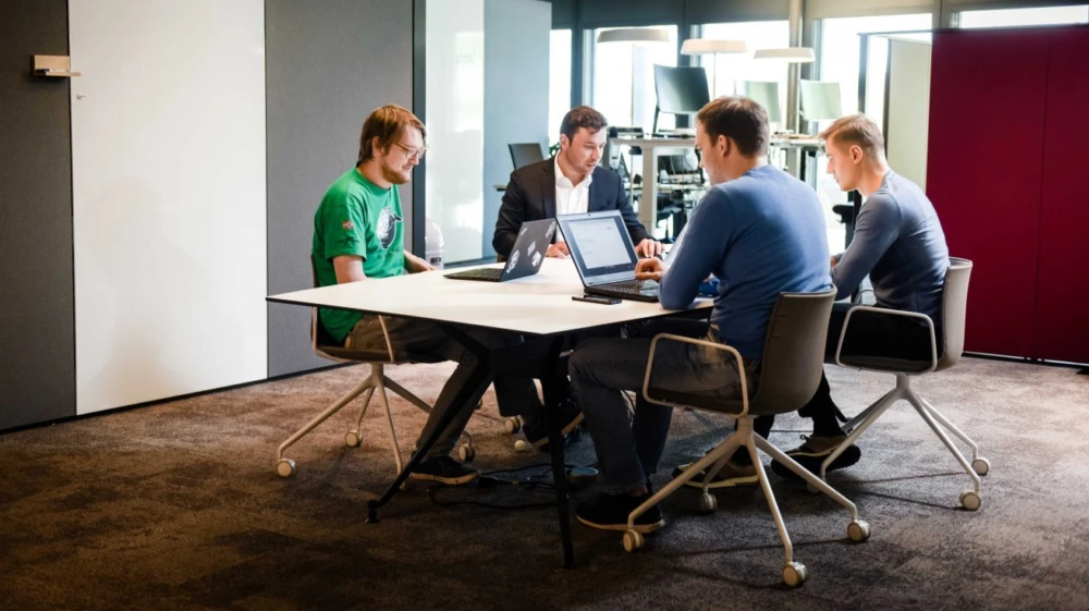 Academy 2 390ac14e7709c74c7f866010d1f06b7d